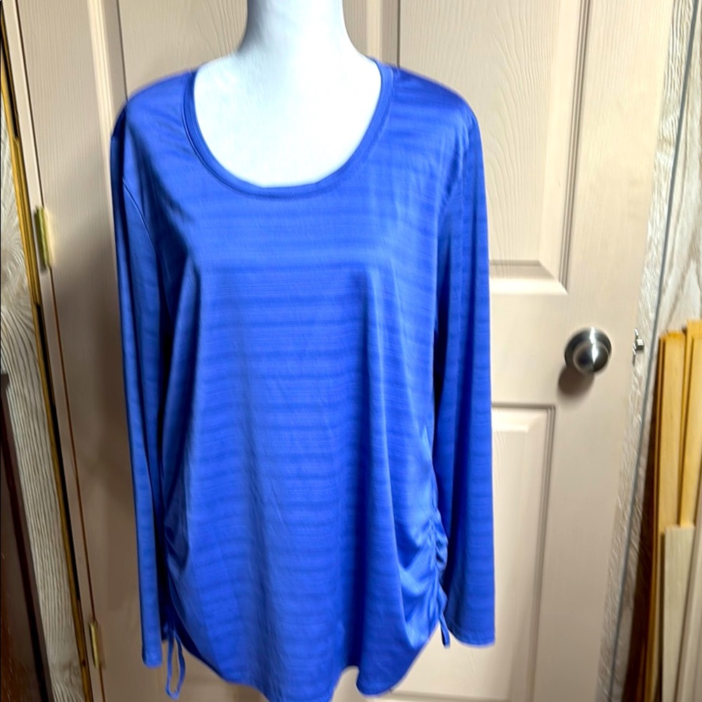 Danskin Blue Long Sleeve Ruched Tunic